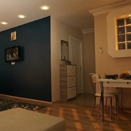 Serra Suites *